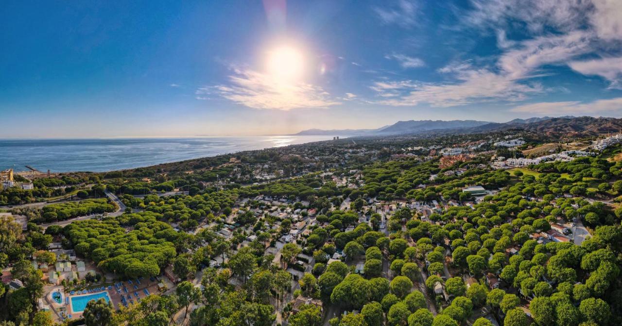 Complejo Turistico & Camping Cabopino Marbella Bagian luar foto