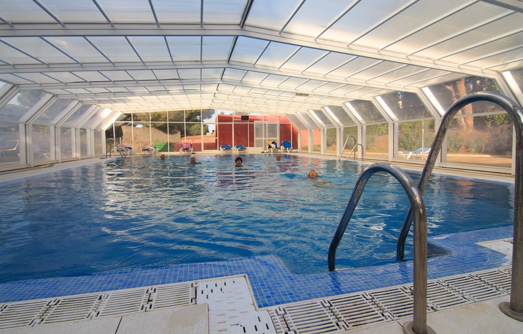 Complejo Turistico & Camping Cabopino Marbella Bagian luar foto