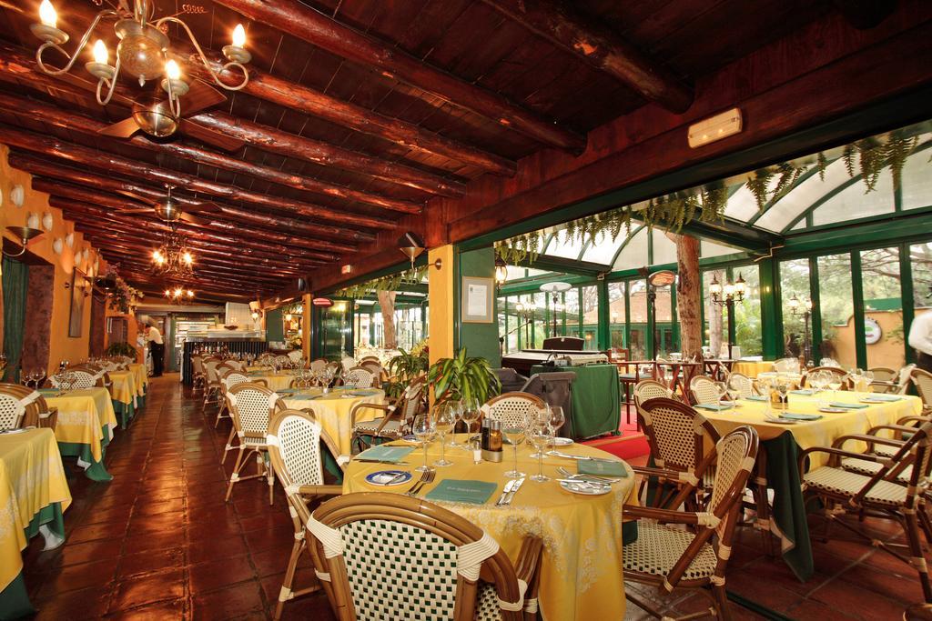 Complejo Turistico & Camping Cabopino Marbella Bagian luar foto