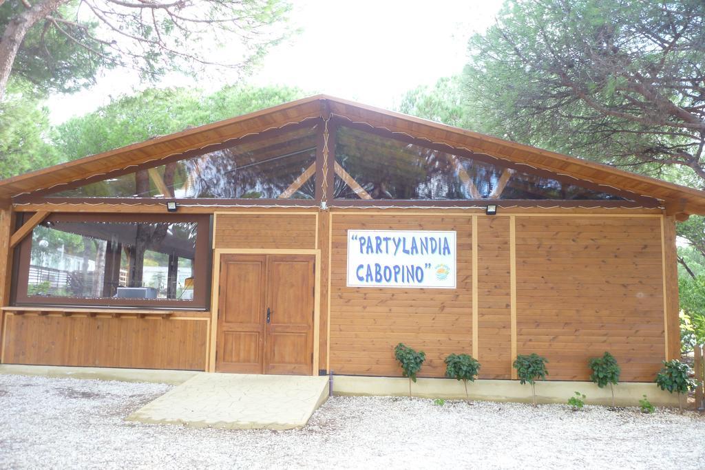 Complejo Turistico & Camping Cabopino Marbella Bagian luar foto