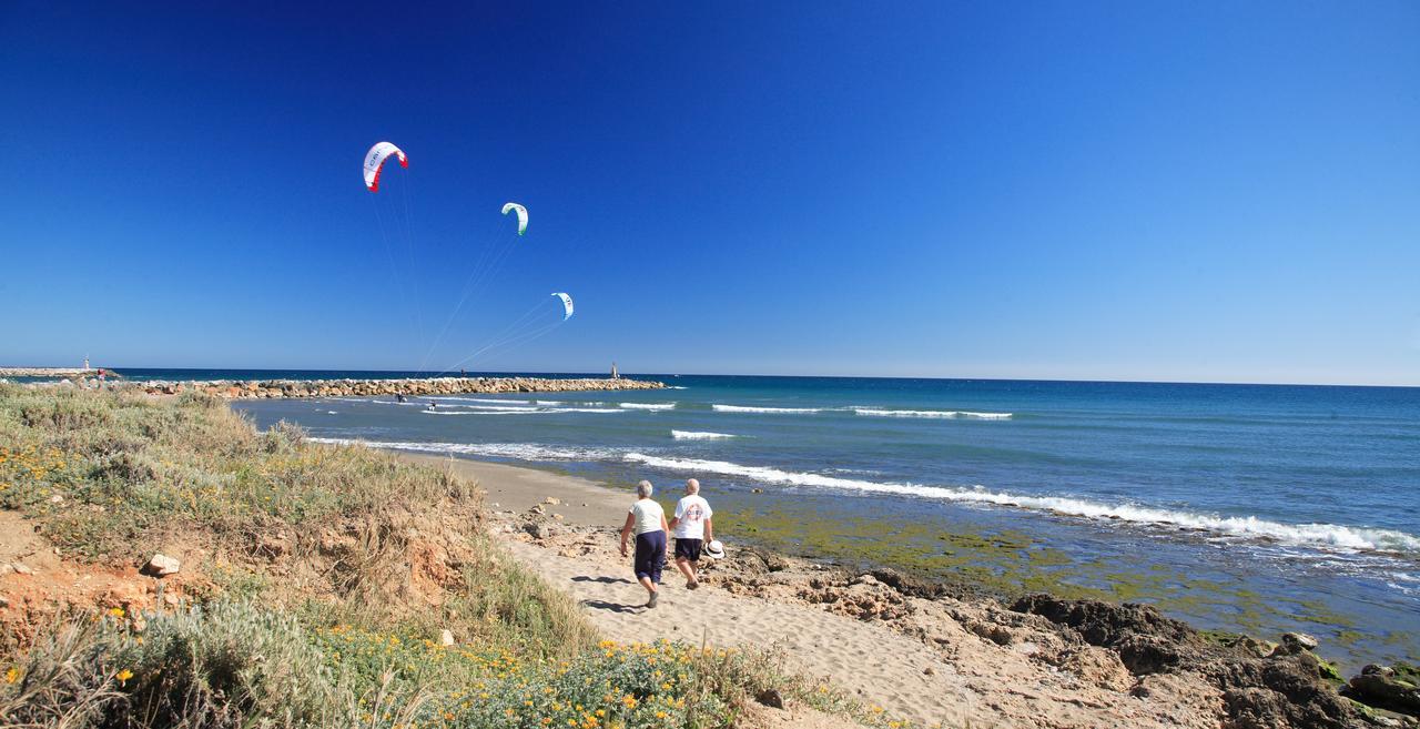 Complejo Turistico & Camping Cabopino Marbella Bagian luar foto